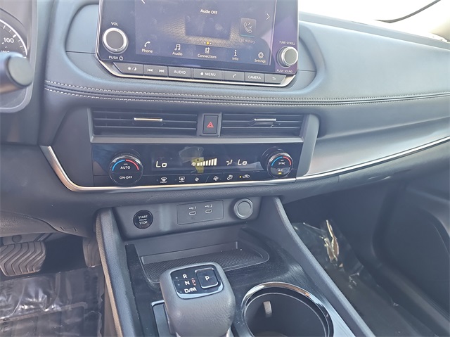 Vehicle image 14 of 20
