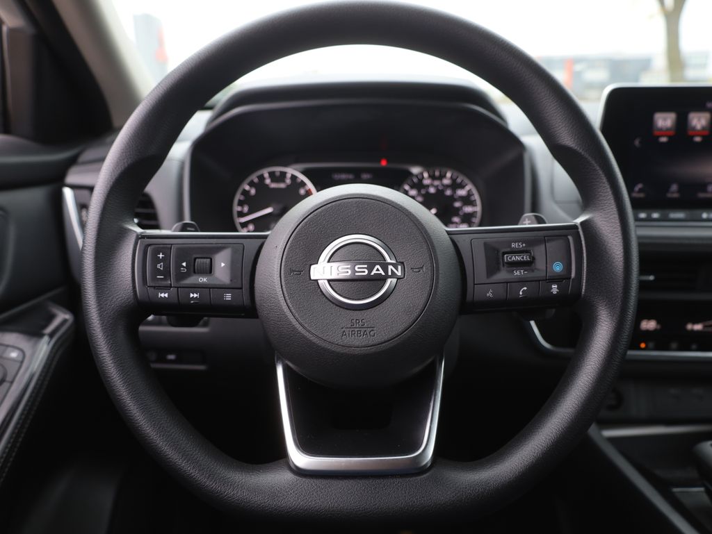 2024 Nissan Rogue SV Image 22 of 39