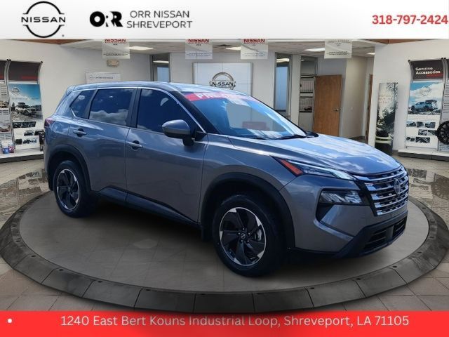 2024 Nissan Rogue SV Image 2 of 28