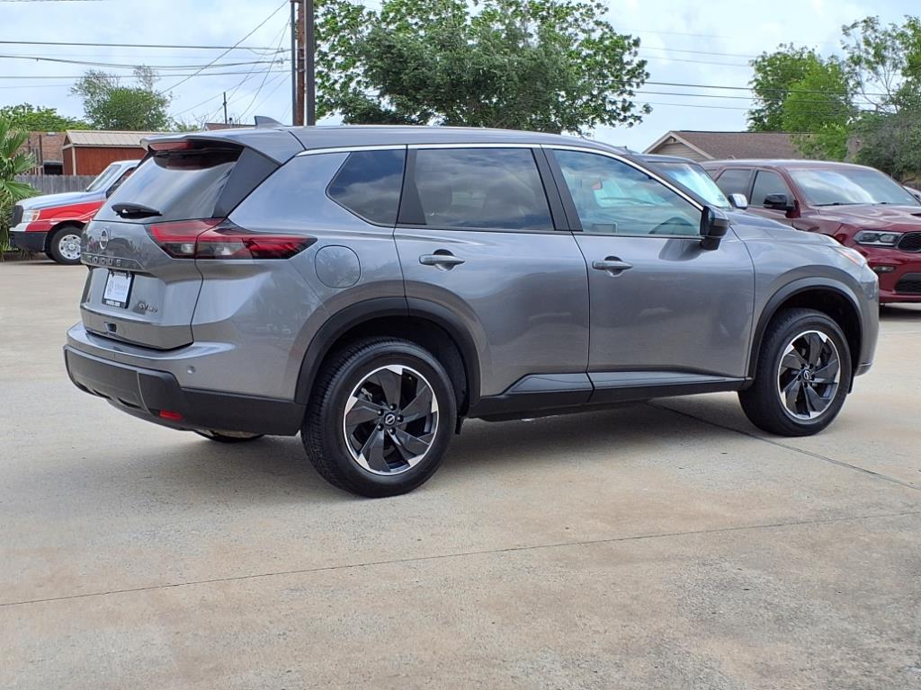 Vehicle image 6 of 31