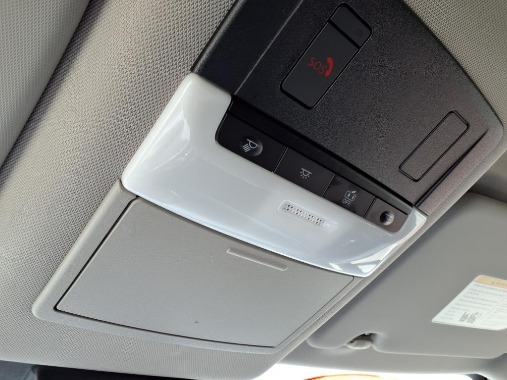 Vehicle image 29 of 31