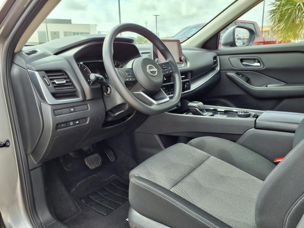 Vehicle image 20 of 31