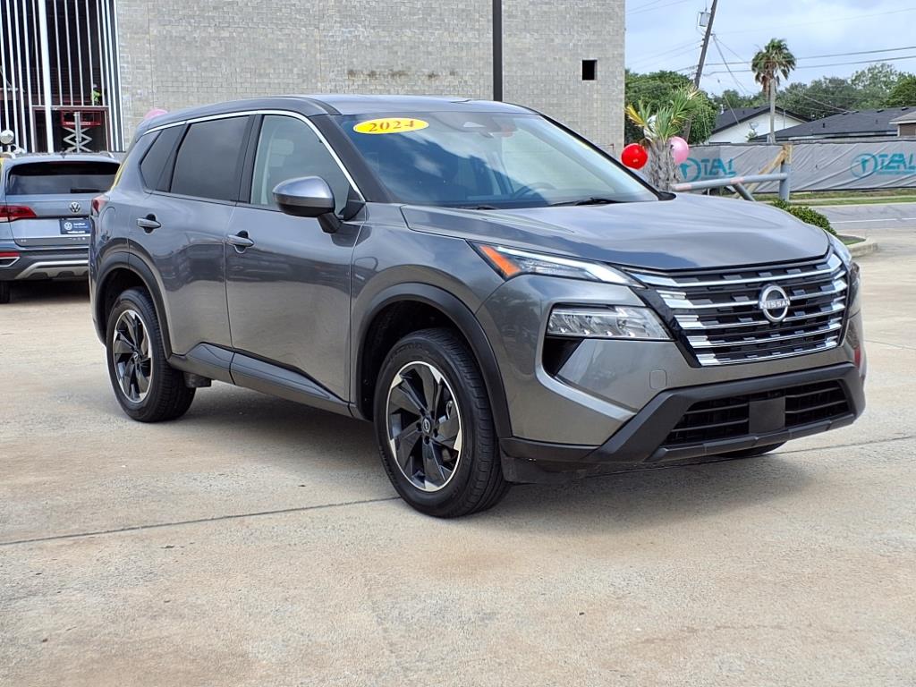 Vehicle image 4 of 31