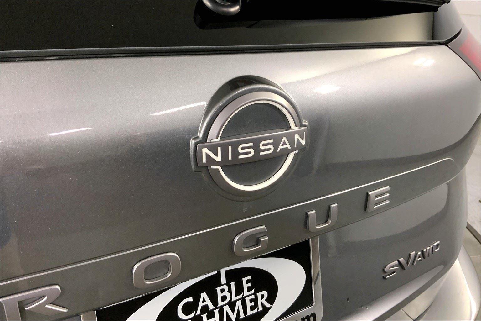 2024 Nissan Rogue SV Image 29 of 32