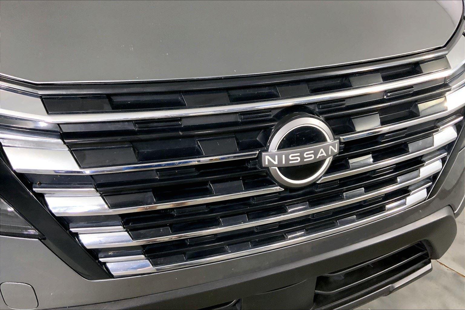 2024 Nissan Rogue SV Image 32 of 32