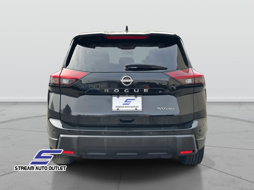 2024 Nissan Rogue SV Image 6 of 36