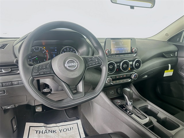 Vehicle image 12 of 27