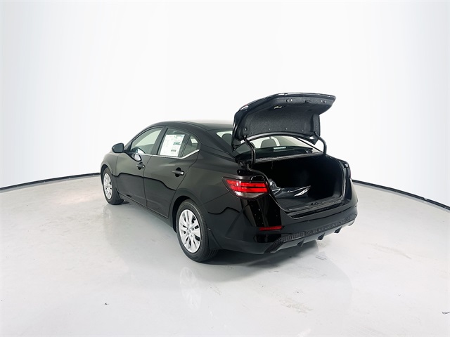Vehicle image 6 of 27