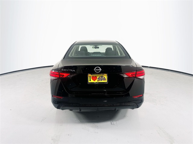 Vehicle image 5 of 27