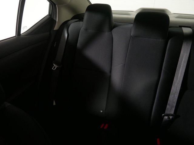 Vehicle image 12 of 33