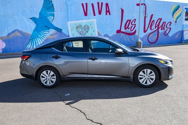 Vehicle image 5 of 37