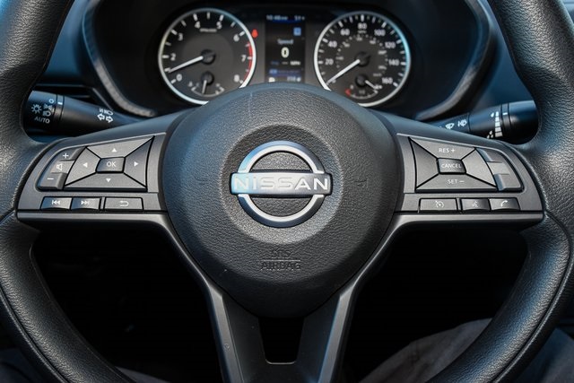 Vehicle image 29 of 37