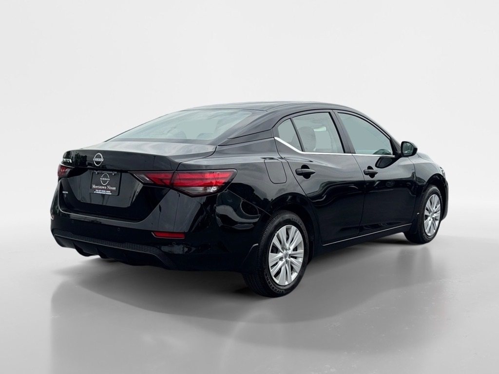 Vehicle image 5 of 22