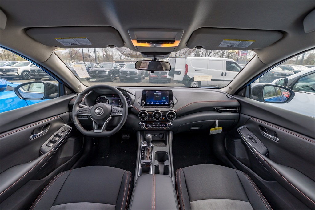 Vehicle image 16 of 16