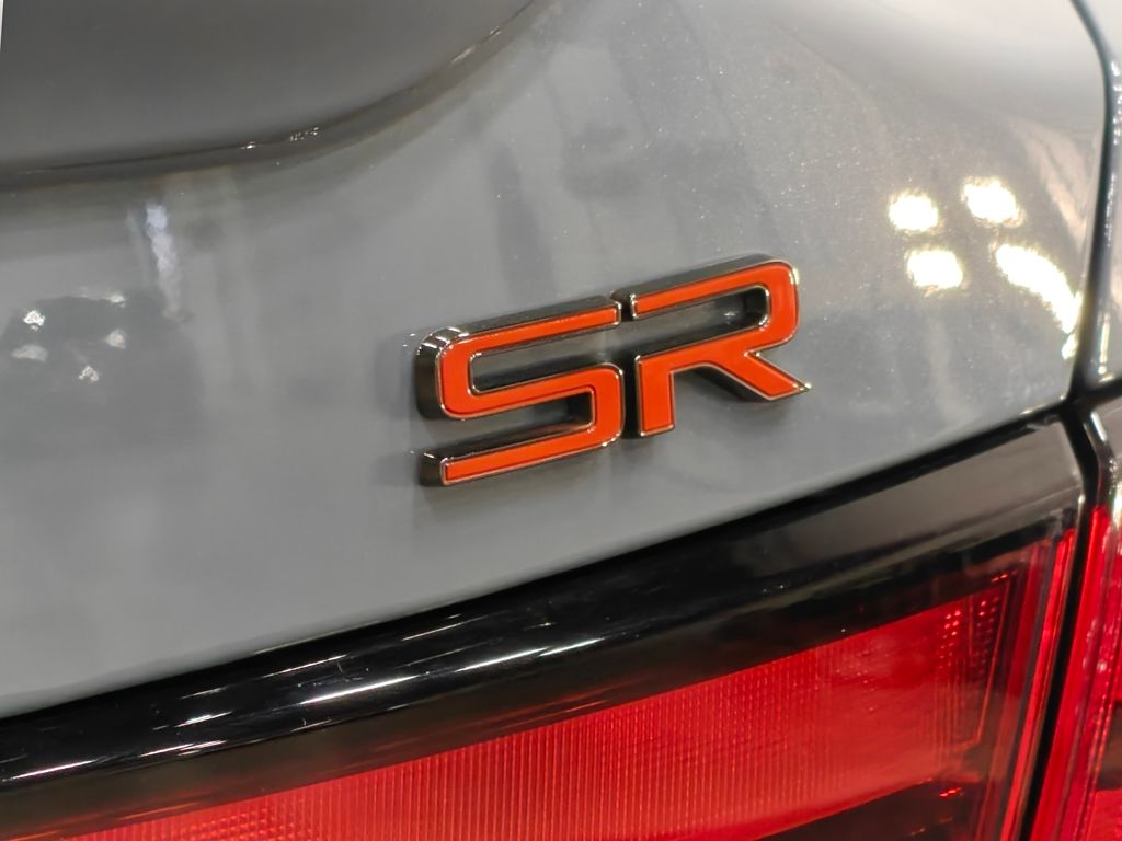 Vehicle image 45 of 52