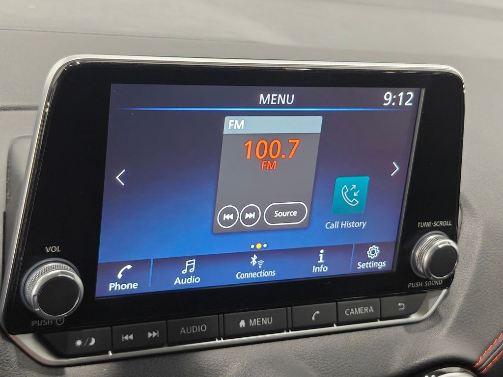 Vehicle image 31 of 52