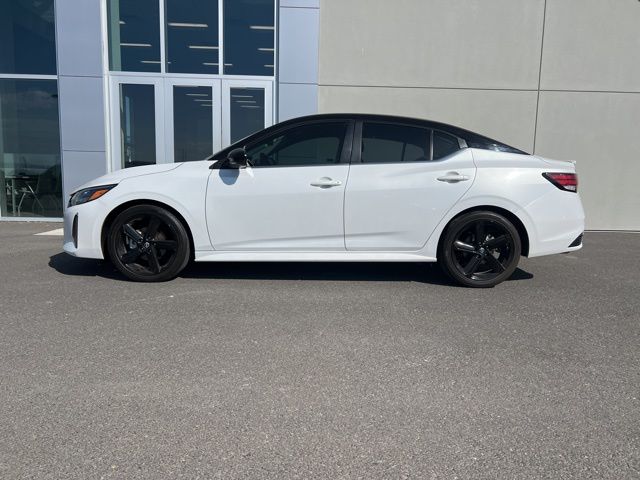 Vehicle image 5 of 19