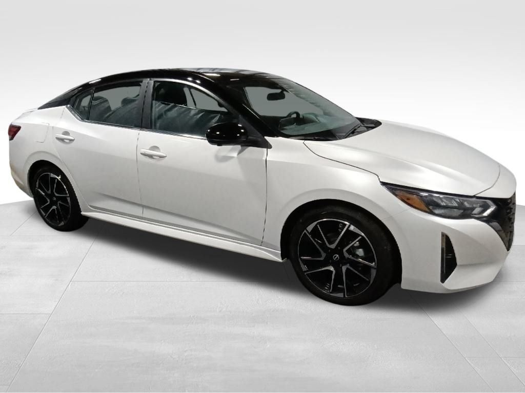 Vehicle image 4 of 55