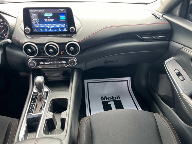 Vehicle image 34 of 42
