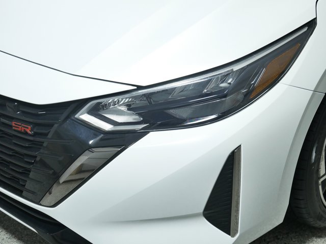Vehicle image 16 of 33