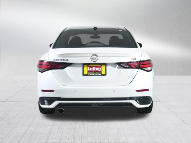 Vehicle image 7 of 33
