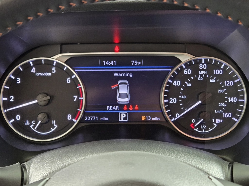 Vehicle image 31 of 32