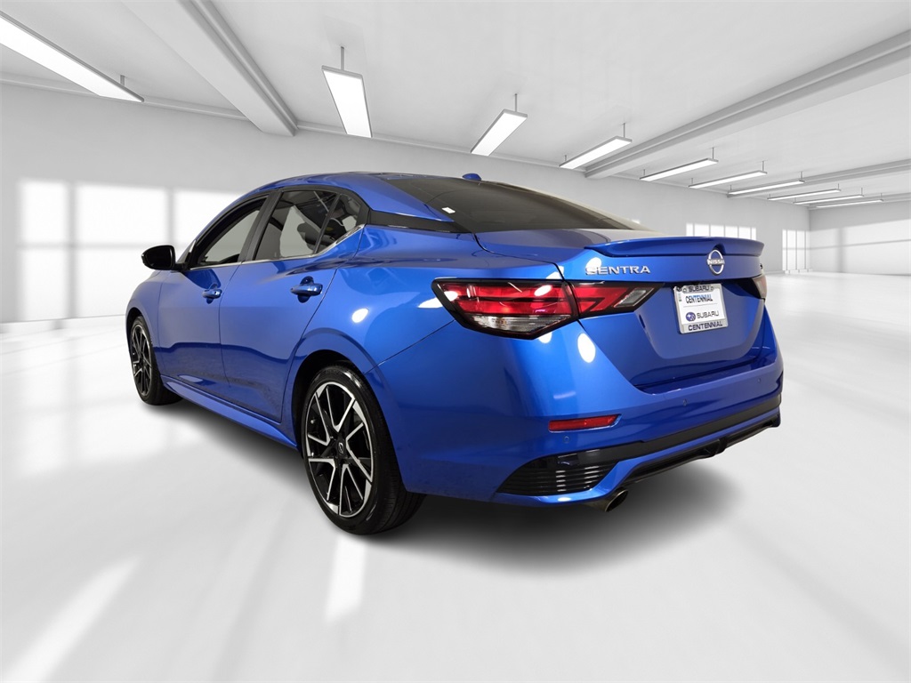 Vehicle image 6 of 32