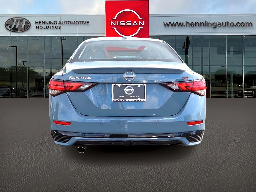 Vehicle image 7 of 40