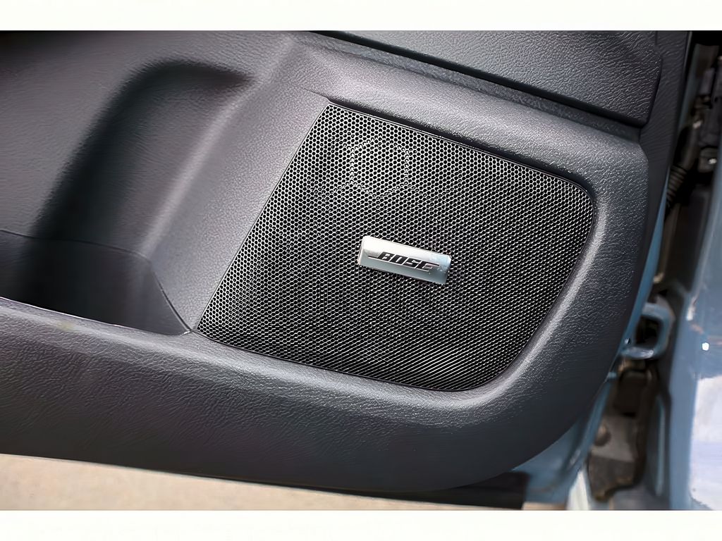 Vehicle image 12 of 40