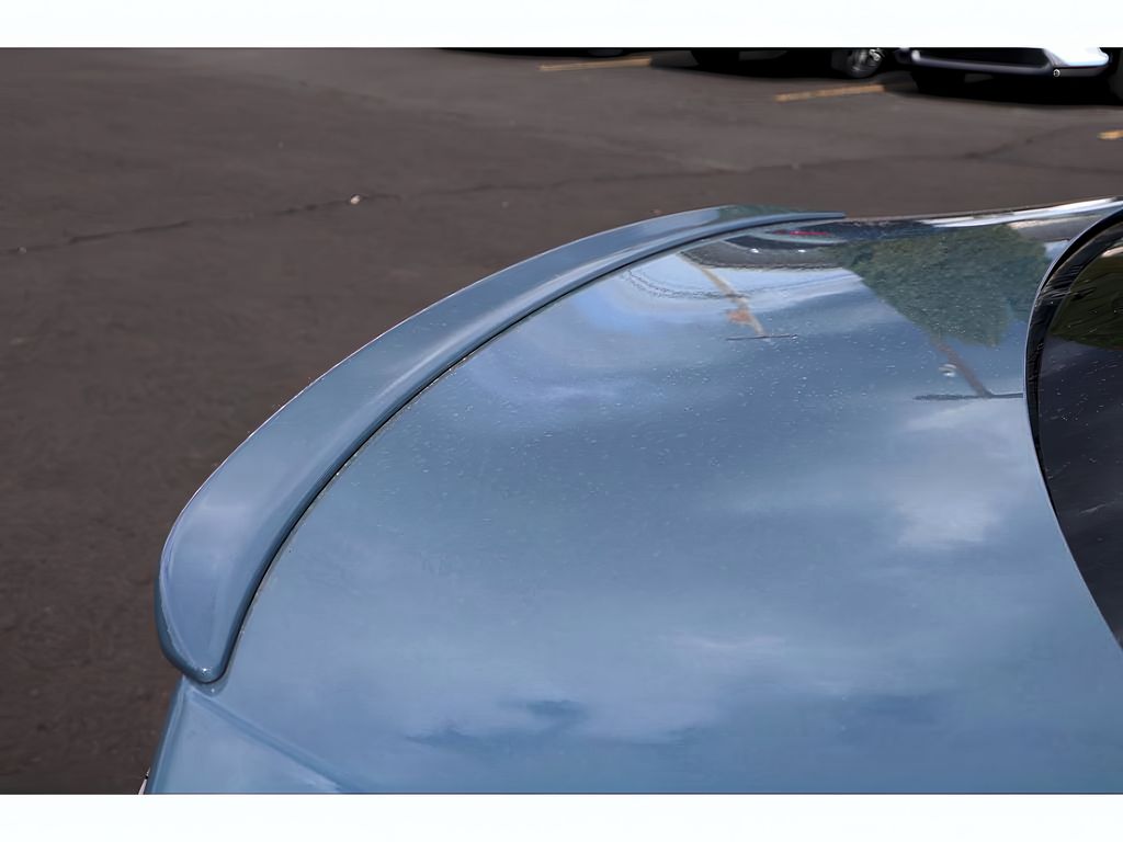 Vehicle image 34 of 40