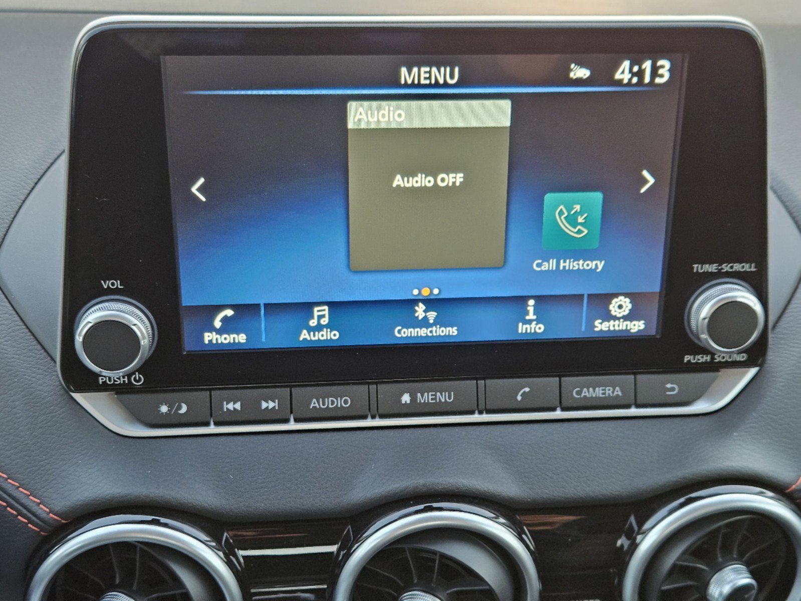 Vehicle image 11 of 22