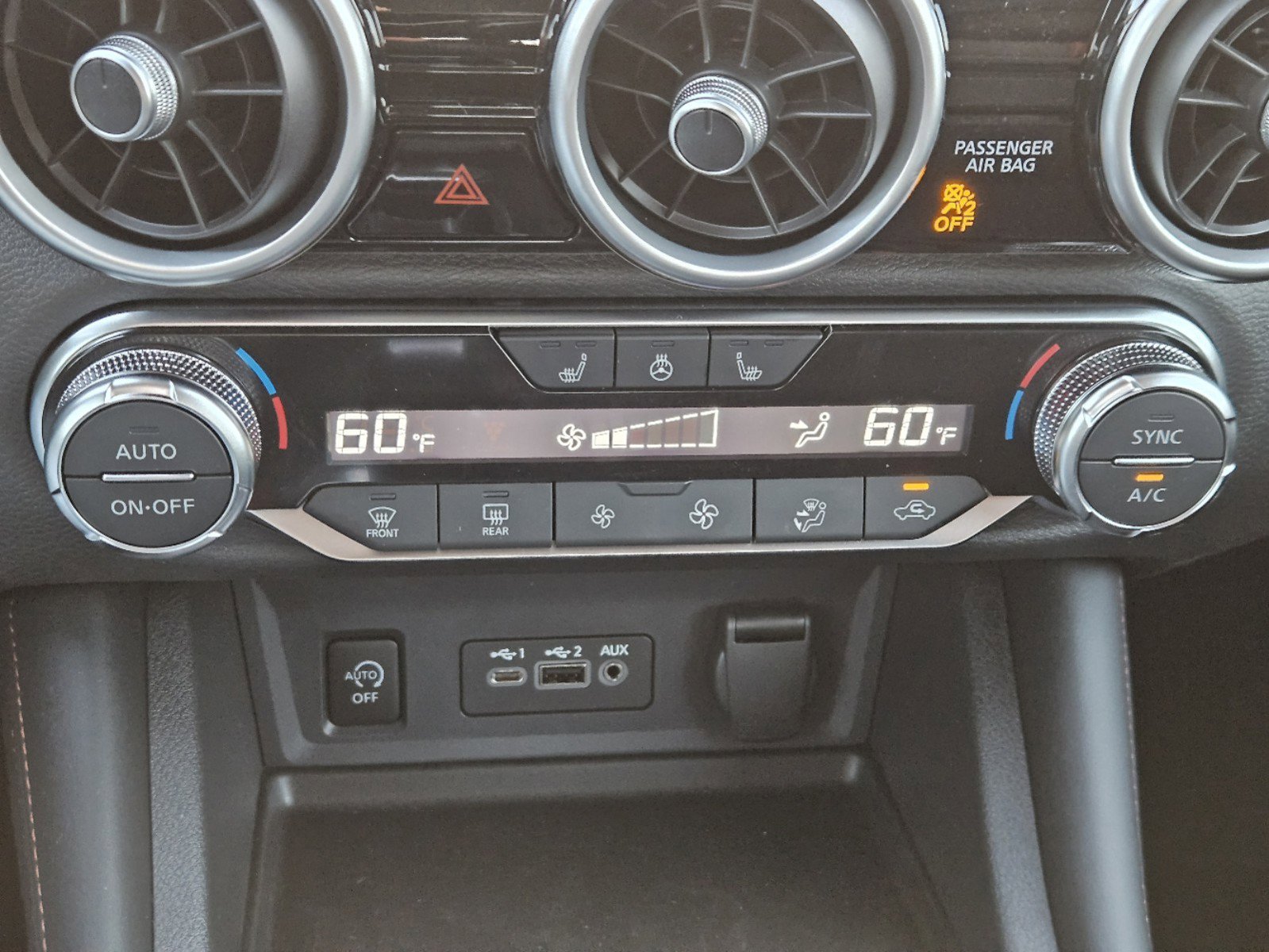 Vehicle image 13 of 22