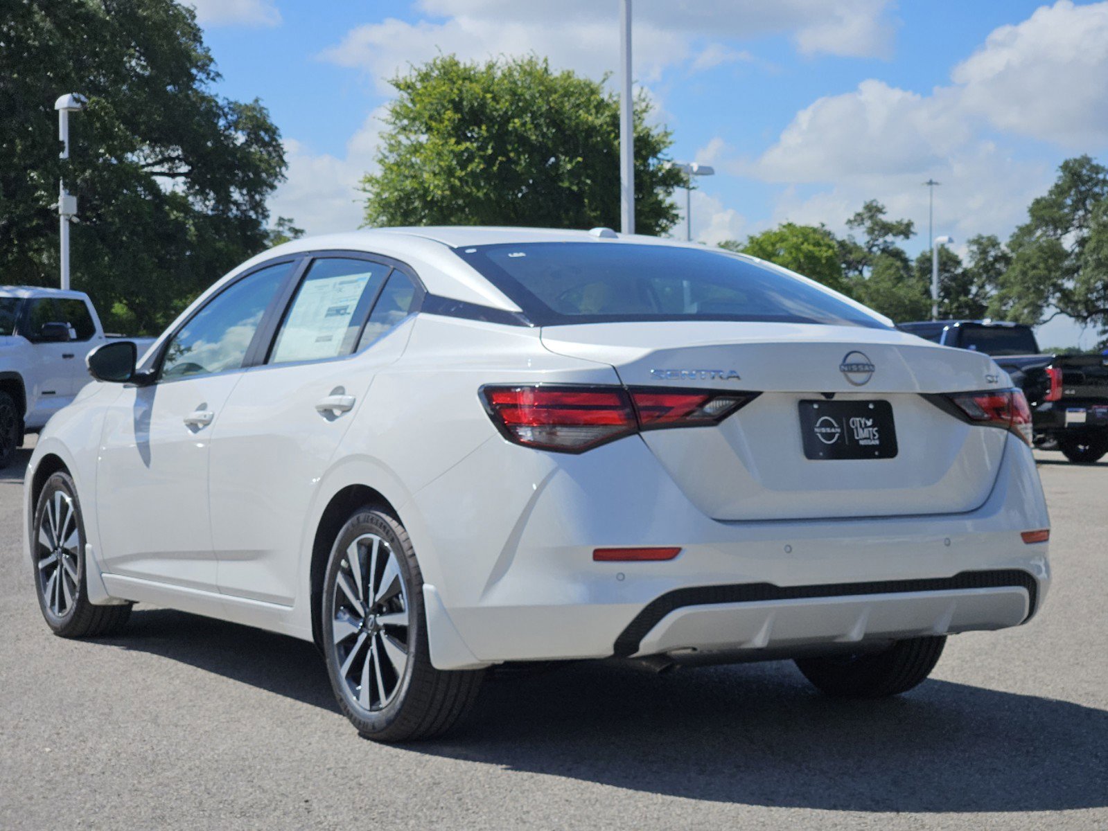 Vehicle image 4 of 23