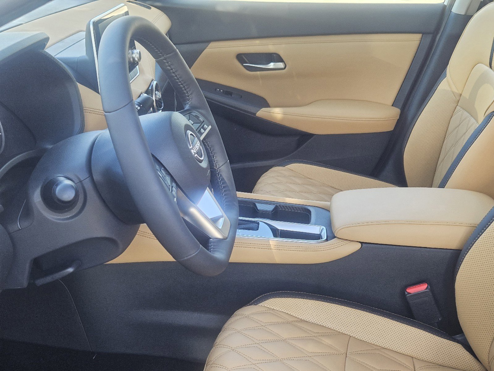 Vehicle image 9 of 23