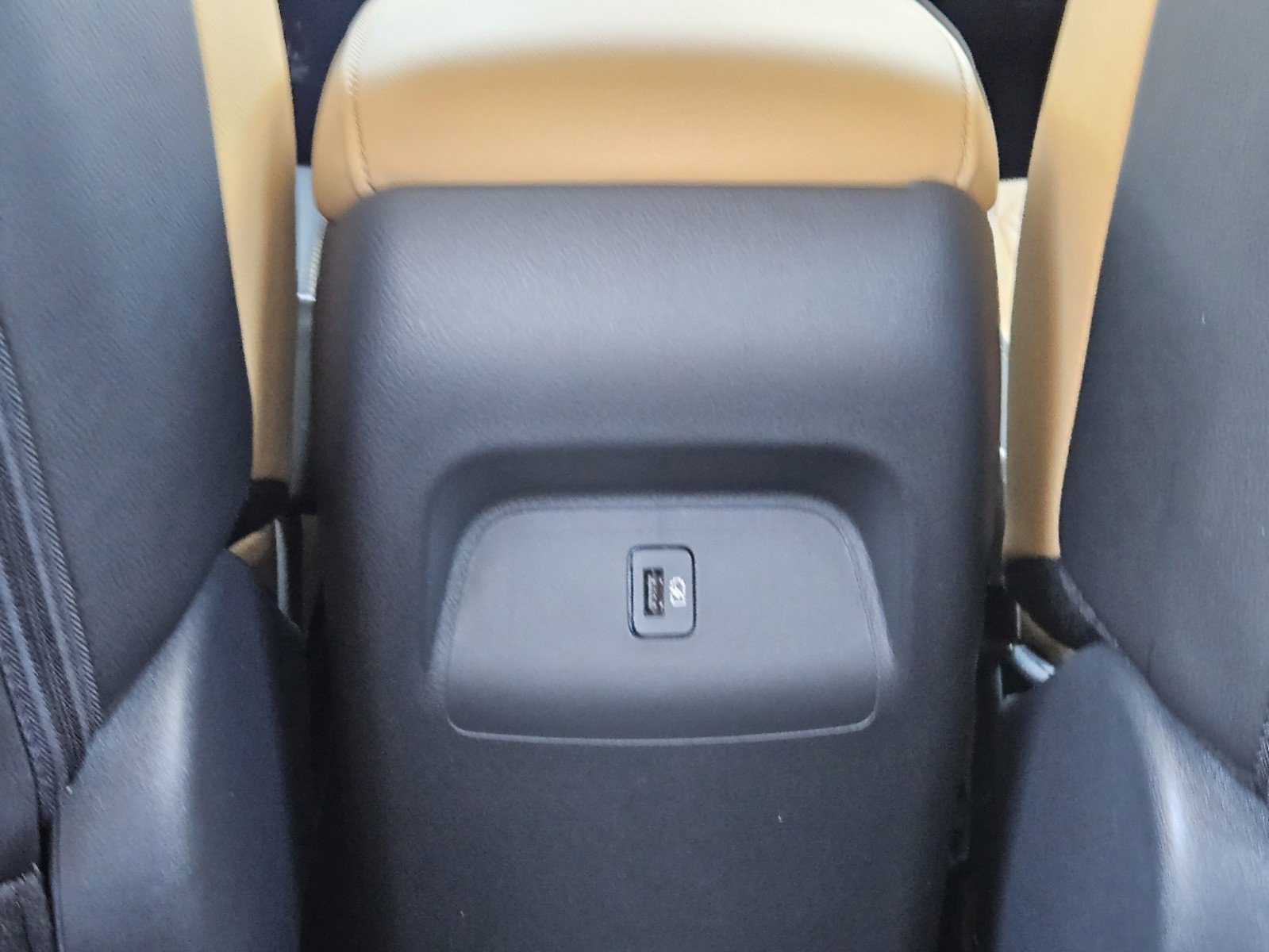 Vehicle image 20 of 23