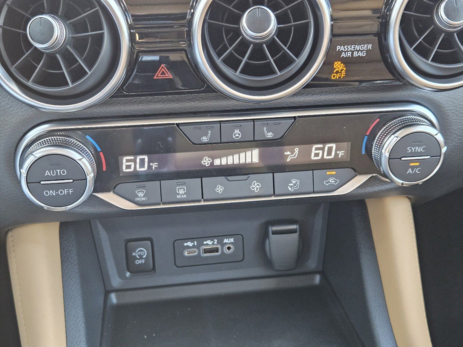 Vehicle image 14 of 23