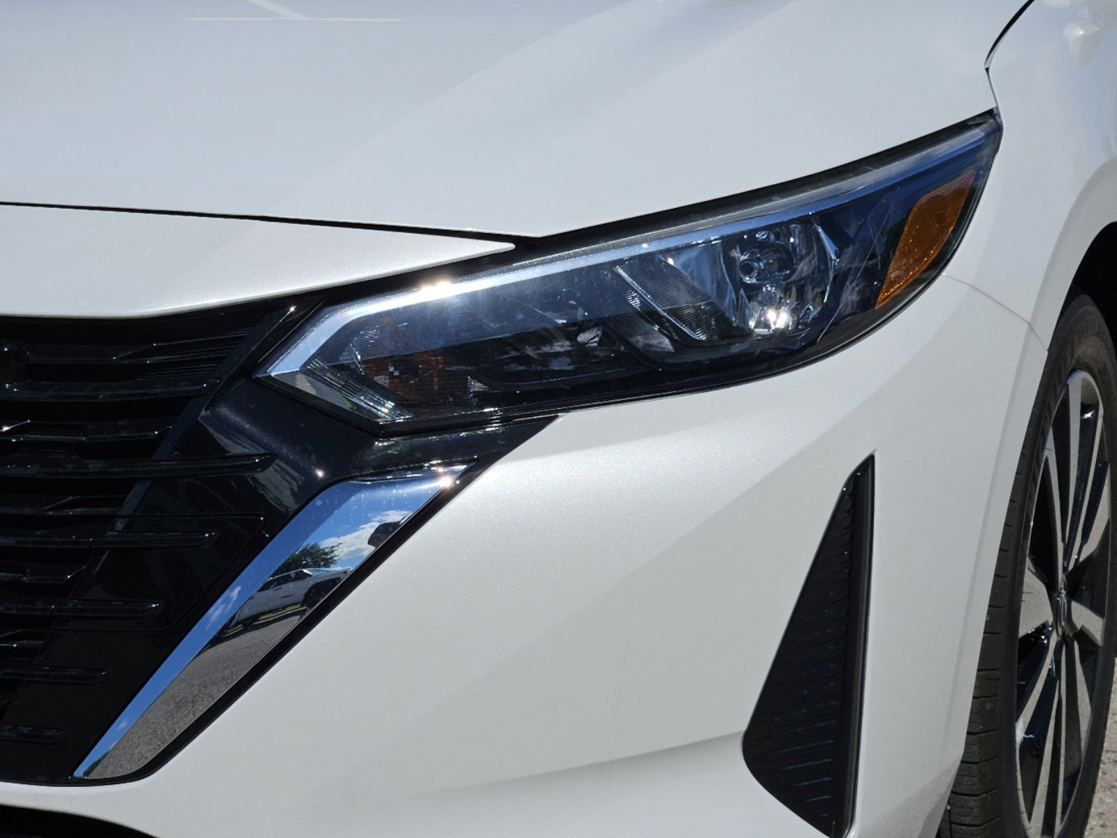 Vehicle image 5 of 23