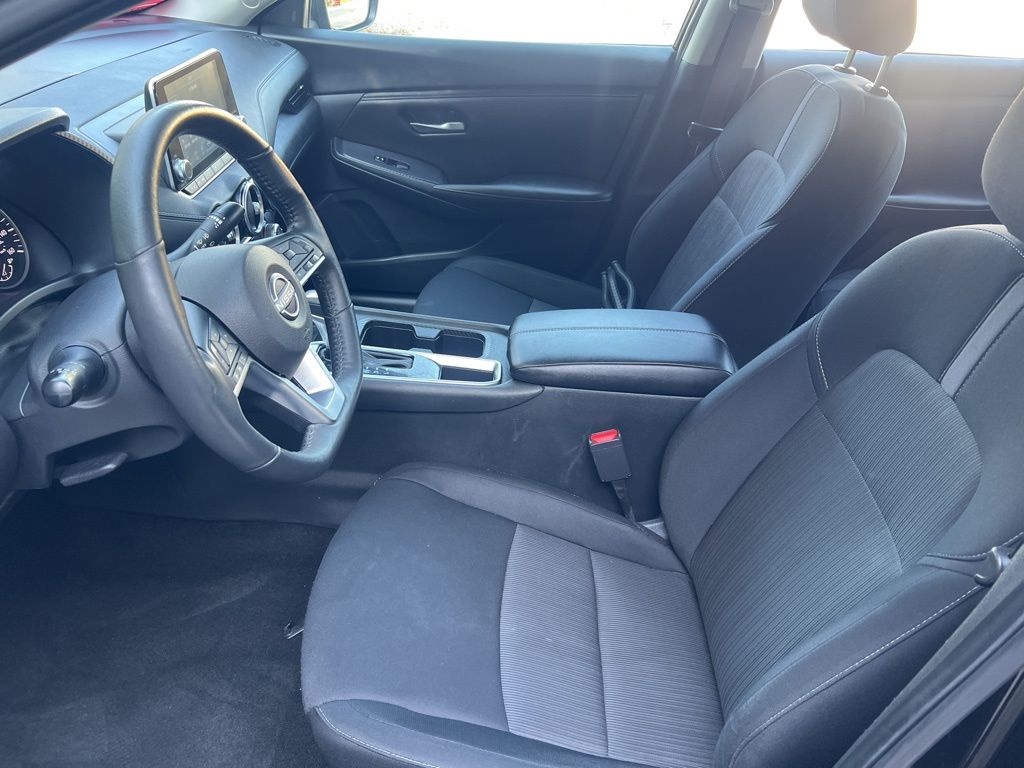 2024 Nissan Sentra SV Image 26 of 56