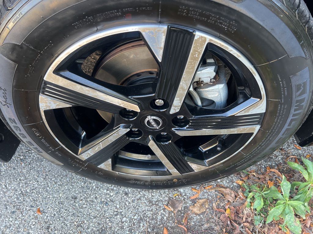 2024 Nissan Sentra SV Image 12 of 56