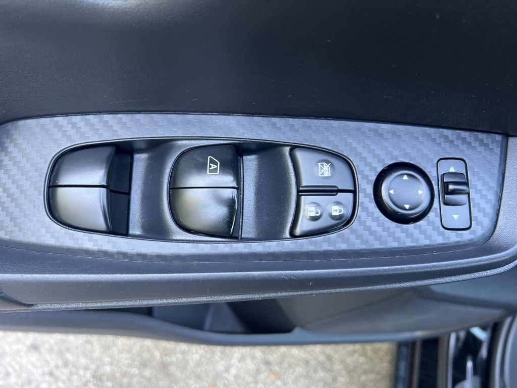 2024 Nissan Sentra SV Image 44 of 56