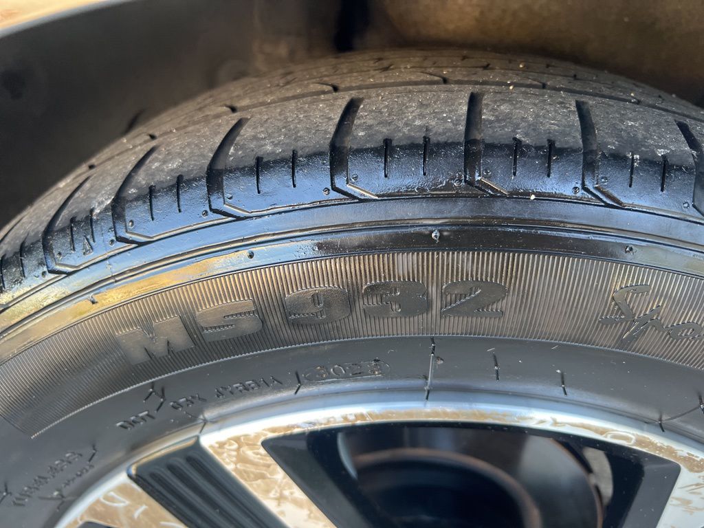 2024 Nissan Sentra SV Image 17 of 56