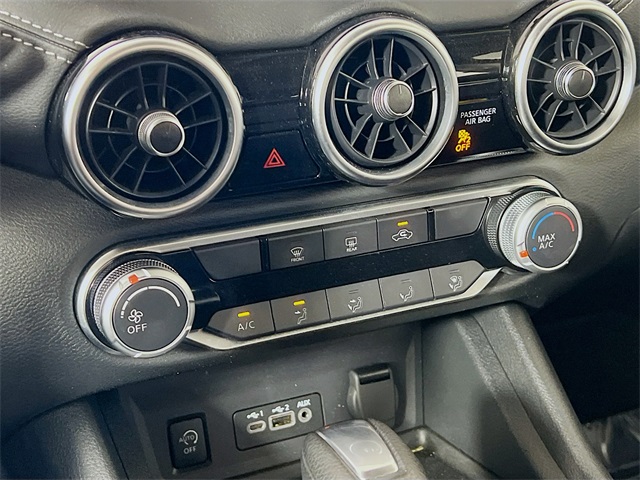 Vehicle image 19 of 36