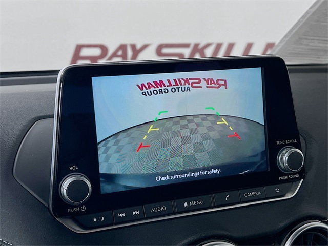 Vehicle image 18 of 36