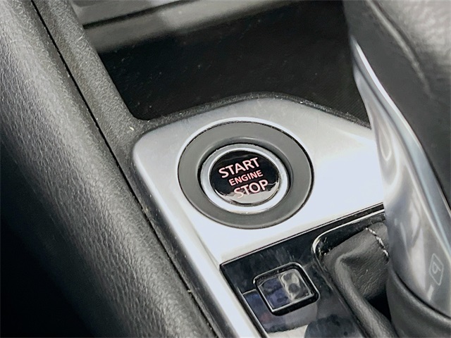 Vehicle image 16 of 36