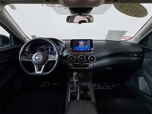 Vehicle image 23 of 36