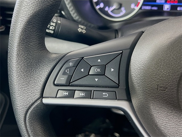 Vehicle image 13 of 36