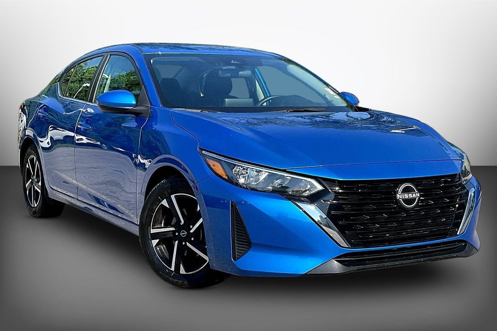 2024 Nissan Sentra SV Image 3 of 33