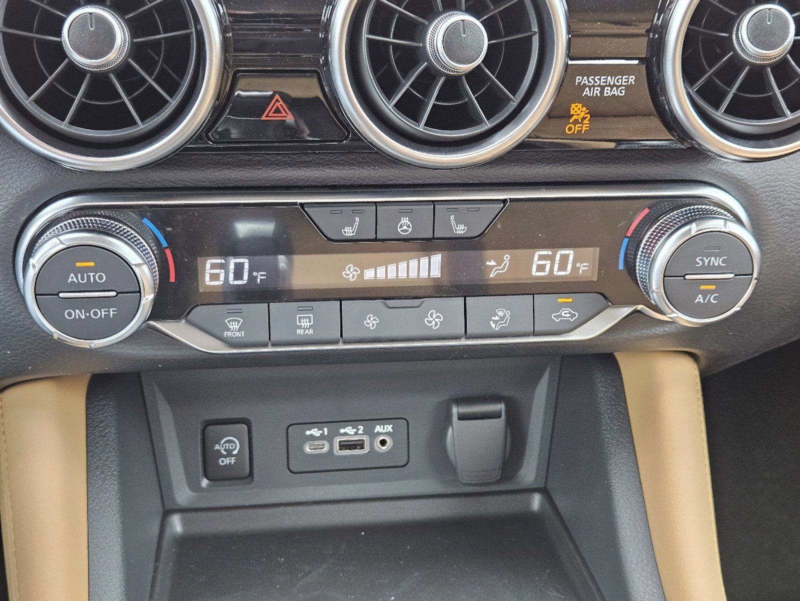 Vehicle image 14 of 23