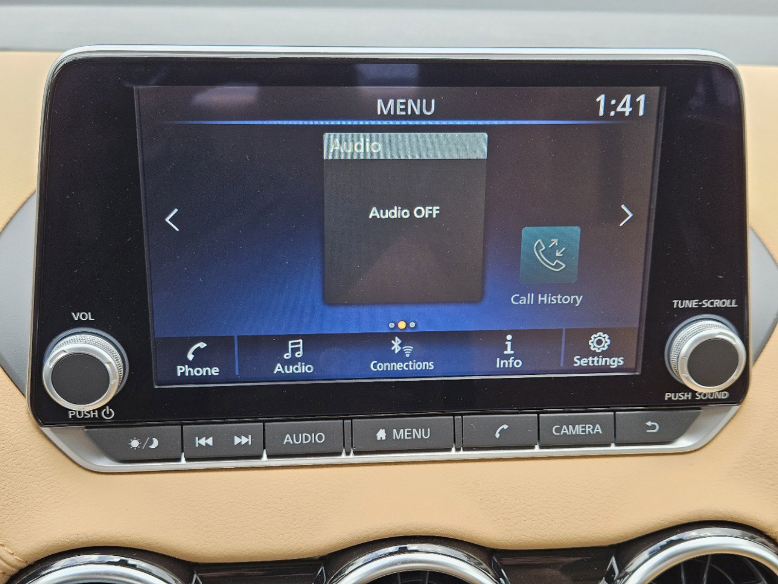 Vehicle image 12 of 23