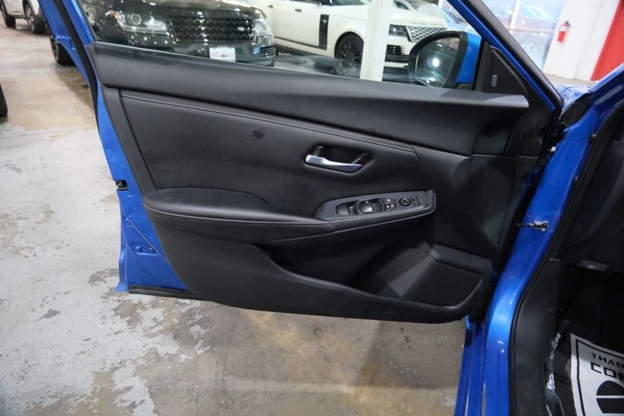 2024 Nissan Sentra SV Image 15 of 37